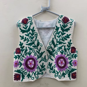 Algodón Suzani Floral Chaleco corto Abrigo Boho Chaqueta Bordado Abrigo Chaleco sin mangas Suzani Chaleco Bordado Chaleco de verano - Product Image 1