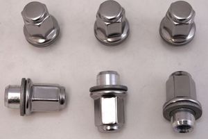 Tuerca Antirrobo de Grado Industrial Utilizada en Fábricas, Obras de Construcción y Maquinaria Pesada - Product Image 2