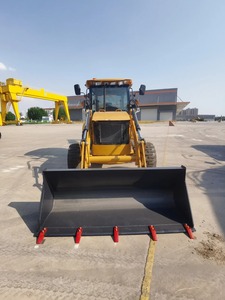 Chargeuse-pelleteuse jaune sur roues avec système hydraulique, moteur diesel Perkins, capacité de la benne de 1,05 m³, puissance de 75 kW - Product Image 5