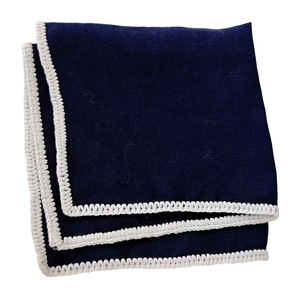 Pañuelo de bolsillo cuadrado de 30x30cm hecho a mano de algodón azul marino y blanco con borde tejido, formal y duradero, para traje, blazer o como pañuelo de mesa. - Product Image 2