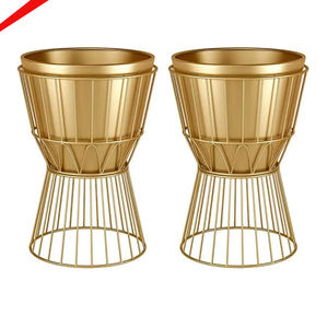 Maceta de metal con acabado dorado de último diseño con soporte para decoración interior y exterior - Product Image 3