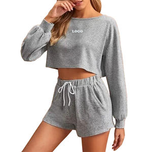 Ensemble short pour femmes Logo personnalisé couleur unie 2 pièces ensemble court été mode porter à manches longues haut court et short pour femmes ensemble court - Product Image 1