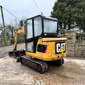 Mini-excavatrice Caterpillar 302.5C de 2012, d'occasion, en bon état, moteur, pompe, puissance 18000W, capacité de la benne 0,08m, origine Japon, 3716 - Product Image 1