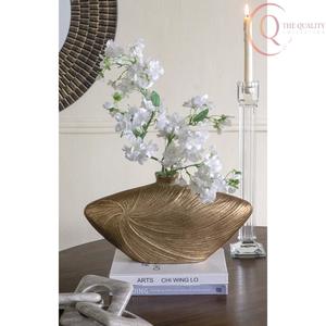 Vase à fleurs en métal fait main de qualité supérieure avec un design contemporain, léger et de haute qualité pour une décoration élégante de la maison - Product Image 6