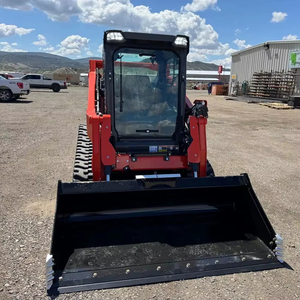 รถตัก SVL75-3HFWVCC 2025 Kubota ระบบไฮดรอลิกส์และที่จับ MF - Product Image 2