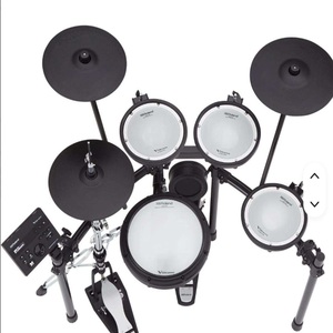 Batería electrónica V-Drums TD-07 K VX con descuento, disponible en stock, edición limitada - Product Image 1