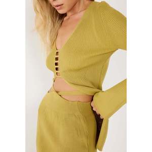 Conjunto Casual de Verano para Mujer, Cuello en V con Lazo, Estampado de Leopardo, Diseño Sólido, Talla XL, Top Corto de Punto, Midi - Product Image 2