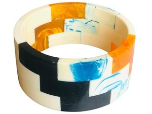 Brazalete Redondo de Madera con Flores de Alta Calidad, Brazalete Hecho a Mano para Mujer y Niña, Brazalete de Resina - Product Image 4