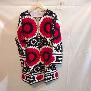 Chaqueta Suzani de Algodón Bordada a Mano India para Mujer, Abrigo Informal de Verano, Cárdigan con Decoración de Botones y Estampado - Product Image 2