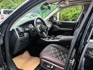 BMW X5 xDrive40Li M Sport Package 2022 d'occasion en excellent état - Véritable kilométrage, état d'origine, SUV bien entretenu - Product Image 3