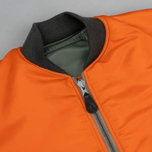 Veste universitaire en polyester avec logo personnalisé de haute qualité 100% coton pour hommes Letterman College Baseball Bomber Button Closure Winter - Product Image 6