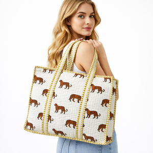 Bolsa de mano grande con estampado de leopardo - Blanca y amarilla, bolsa de mano sostenible de algodón suave, bolsa de compras ecológica - Product Image 3