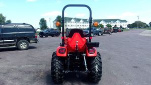 Tractor de Ruedas Kioti CX2510HST con Cargador Frontal, Bajo Costo, Alto Rendimiento, Mini 4x4 para Uso Agrícola y de Jardinería - Product Image 3