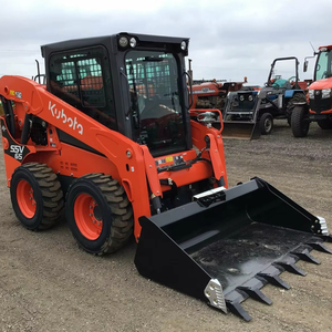 รถตักล้อยางขนาดเล็ก Kubota SSV65 มือสอง พร้อมปั๊มไฮดรอลิก MOOG รับน้ำหนักได้ 200 ตัน - Product Image 1