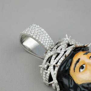 Lujo Unisex 925 plata esterlina Moissanite diamante colgante personalizado cara diseño sólido Hip Hop joyería Moissanite colgante - Product Image 4