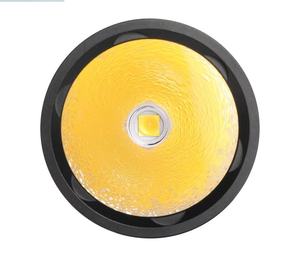 Potente Linterna de Buceo de Aleación de Aluminio Resistente al Agua de 4000 Lúmenes con Clasificación IP68, LED XHP70.2, Batería Recargable, Luz Diurna de 6000K - Product Image 4