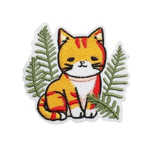 การเย็บปักด้วยมือรูปแมวตัวน้อยน่ารักแผ่นปะมีฮู้ด DIY เสื้อยืดเสื้อผ้าอุปกรณ์เสริมการเย็บปักตราสัญลักษณ์ - Product Image 5