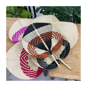 Handfan durable en bambou idéal pour les cadeaux promotionnels et le confort des invités. - Product Image 2