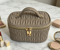 Sac de rangement de maquillage portable de luxe de haute qualité, en PU crème, pour femmes, avec fermeture éclair, élégant et durable