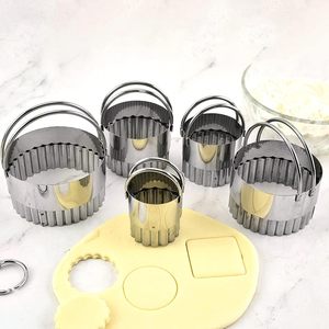 Gran oferta de utensilios de cocina de acero inoxidable, venta directa de fábrica al por mayor, utensilios para hornear de Navidad, pastel de galletas, Fondant, flor, herramientas en forma de corazón - Product Image 3