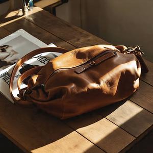 Sacs hobo en cuir de luxe à la vente chaude, sacs à main de créateur faits à la main pour femmes, vente en gros, style populaire et tendance - Product Image 6