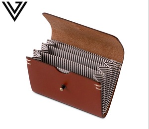 Cartera Bifold de Cuero Nappa de Vaca Premium Todo en Uno para Hombre, Hecha a Mano, con Bloqueo RFID, Fácil de Transportar, Cierre Abierto, Corta, de Algodón, Perfecta - Product Image 2