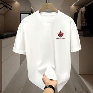 T-shirt unisexe vintage imprimé photographe Fly Fit International, blanc uni, coupe ample décontractée, manches courtes, 100 % coton biologique - Product Image 6