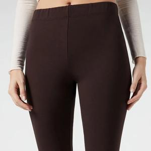 Leggings d'entraînement de gym taille haute personnalisés OEM pantalon de yoga teint par cravate en tissu tricoté style sport - Product Image 5