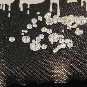 Piedra preciosa de diamante cultivada en laboratorio blanco de calidad fina AA + corte brillante redondo de alta calidad para la fabricación de joyas - Product Image 4