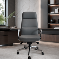 Chaise de bureau de direction à dossier haut, pivotante et réglable, avec appui-tête, base chromée et roulettes