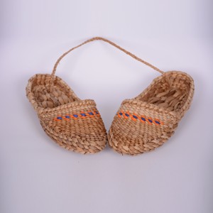 Wholesale Shoes Men Sandals for Women and Ladies Water Hyacinth Slides <b>slippers</b> Made in Vietnam - Product Image 5