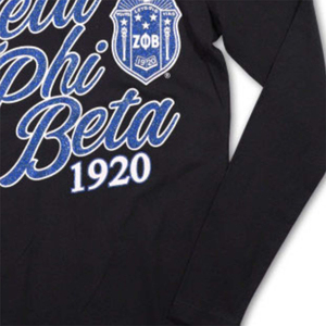 Camiseta de Manga Larga ZPB para Invierno, Negra, 100% Algodón, Camiseta de la Hermandad Zeta Phi Beta con Letras Griegas Impresas Digitalmente con Purpurina y Escudo del Año - Product Image 6