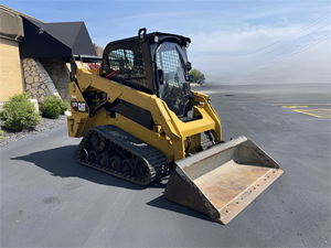 Chargeuse compacte sur chenilles Caterpillar 257D de 2014, en excellent état, occasion, livraison rapide dans le monde entier - Product Image 2