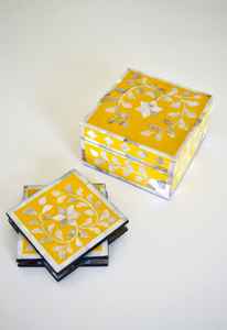 Juego de posavasos con incrustaciones de perlas Madre India de diseño único Juego de posavasos de resina epoxi con incrustaciones de nácar para té y café - Product Image 4