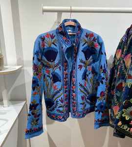 Chaqueta corta bordada a mano Suzani de la mejor calidad 100%, chaqueta elegante clásica con bordado indio - Product Image 1