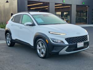 Hyundai Kona SEL AWD 2023 d'occasion - Prêt à être expédié (conduite à gauche/droite) - Product Image 4
