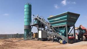 Centrale à béton électrique portable de 60 M3/h Moteur de mélange de construction mobile efficace Noyau de moteur État utilisé - Product Image 5