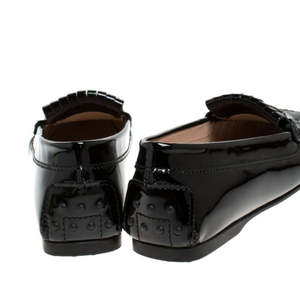 Mocassini Gommino Double T da Donna Tod's in Pelle Verniciata Nera con Dettaglio Frange, Taglia 41 - Product Image 4