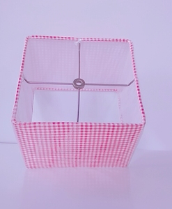 โคมไฟตั้งโต๊ะดีไซน์หรูหราทันสมัยเพื่อเพิ่มสไตล์ให้กับพื้นที่ของคุณ - Product Image 5