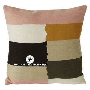 Housse de coussin en laine moderne de vente chaude avec chaîne de broderie Kashmiri cousue pour canapé salon motif Vintage géométrique - Product Image 3