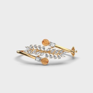 Bracelet ouvert en or rose 9 carats jaune/blanc avec motif feuille en diamant cultivé en laboratoire - Product Image 1