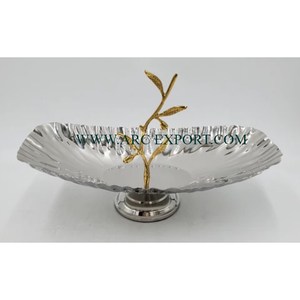 Made of Stainless Steel Shiny Polished Latest Design Tableware Snacks <b>Bowls</b> Restaurant Home and Hotel Large Size <b>Metal</b> <b>Bowls</b> - Product Image 1