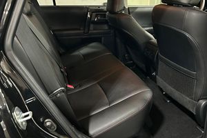 Toyota 4Runner TRD Pro 2022, Gasolina, Bajo Kilometraje - Product Image 5