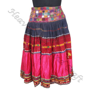 Jupes de banjara Vintage avec broderie indienne colorée - Product Image 6