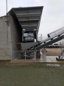 แยก240 M3/ชม. เครื่องผลิตคอนกรีตไฟฟ้าแบบอยู่กับที่เครื่องยนต์ PLC แบริ่งผลิตภาพสูง2ปี - Product Image 4