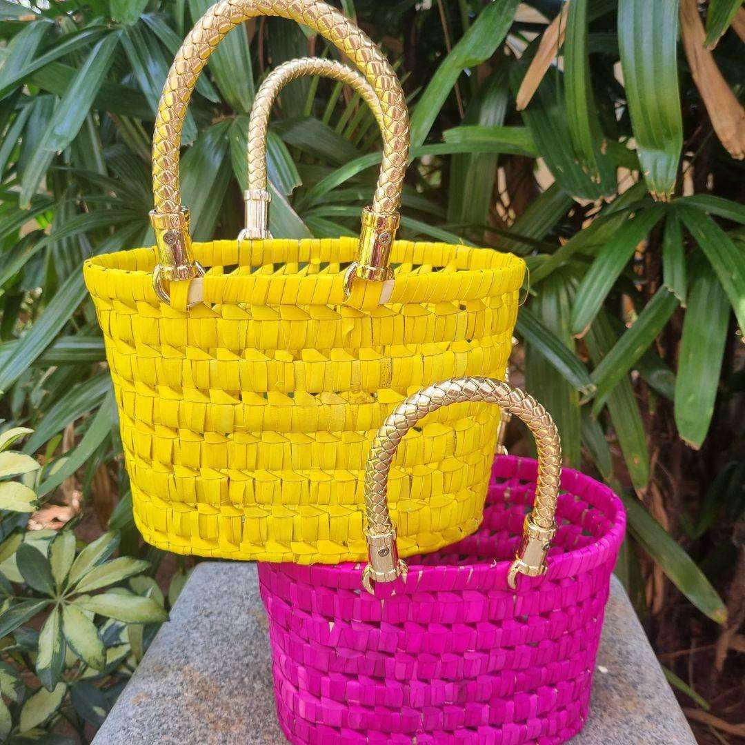 สีเหลือง