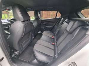 PEUGEOT 2008 1.2 PURETECH GT LINE d'occasion, conduite à gauche/droite - Product Image 3