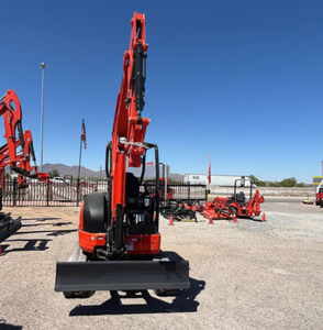 Excavatrice compacte Kubota U35-4 à grande capacité, à bras court, à prix avantageux - Product Image 2