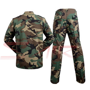 Uniforme personalizable cómodo pantalones de Paintball para hombres y mujeres traje de Paintball hecho en fábrica estilo personalizado - Product Image 2