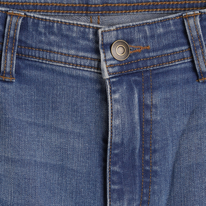 Jean en denim pour homme coupe droite, taille mi-haute, bleu délavé, décontracté, coupe régulière, en tissu denim de coton, vente en gros - Product Image 3